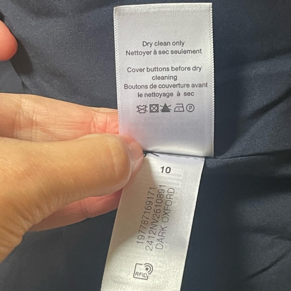 NEW VERONICA BEARD Jessup Denim Vest Dark Oxford Blue Denim {$478} Sz 10 - Picture 15 of 15